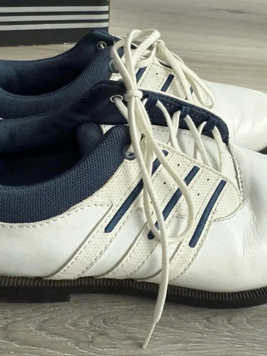 Adidas Women’s White Navy Golf Spikeless Lace Up Athletic Golf Shoes size 7 - Picture 7 of 10